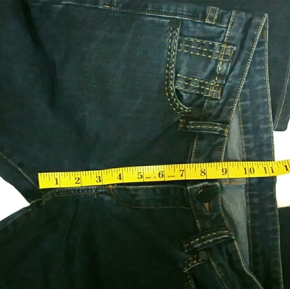 BCBG MaxAzria 29 Slim Straight Jeans (A) - Picture 4 of 8